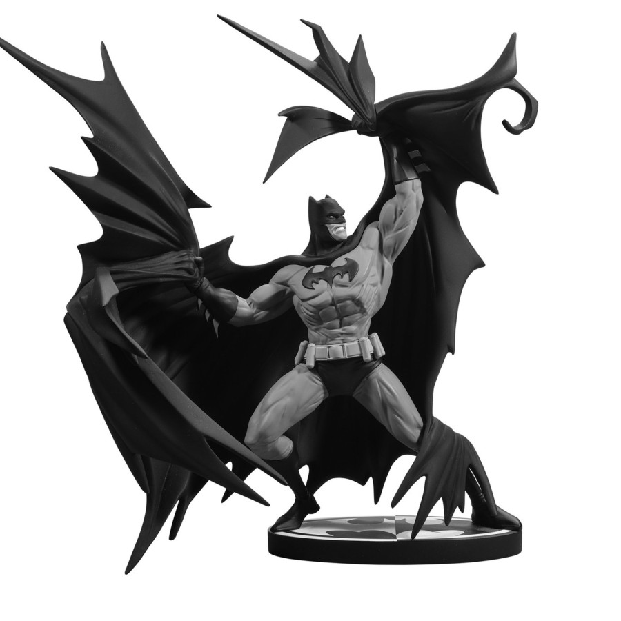 Dc Multiverse DC Direct | Batman Black & White-Batman By Denys Cowan Resin Statue